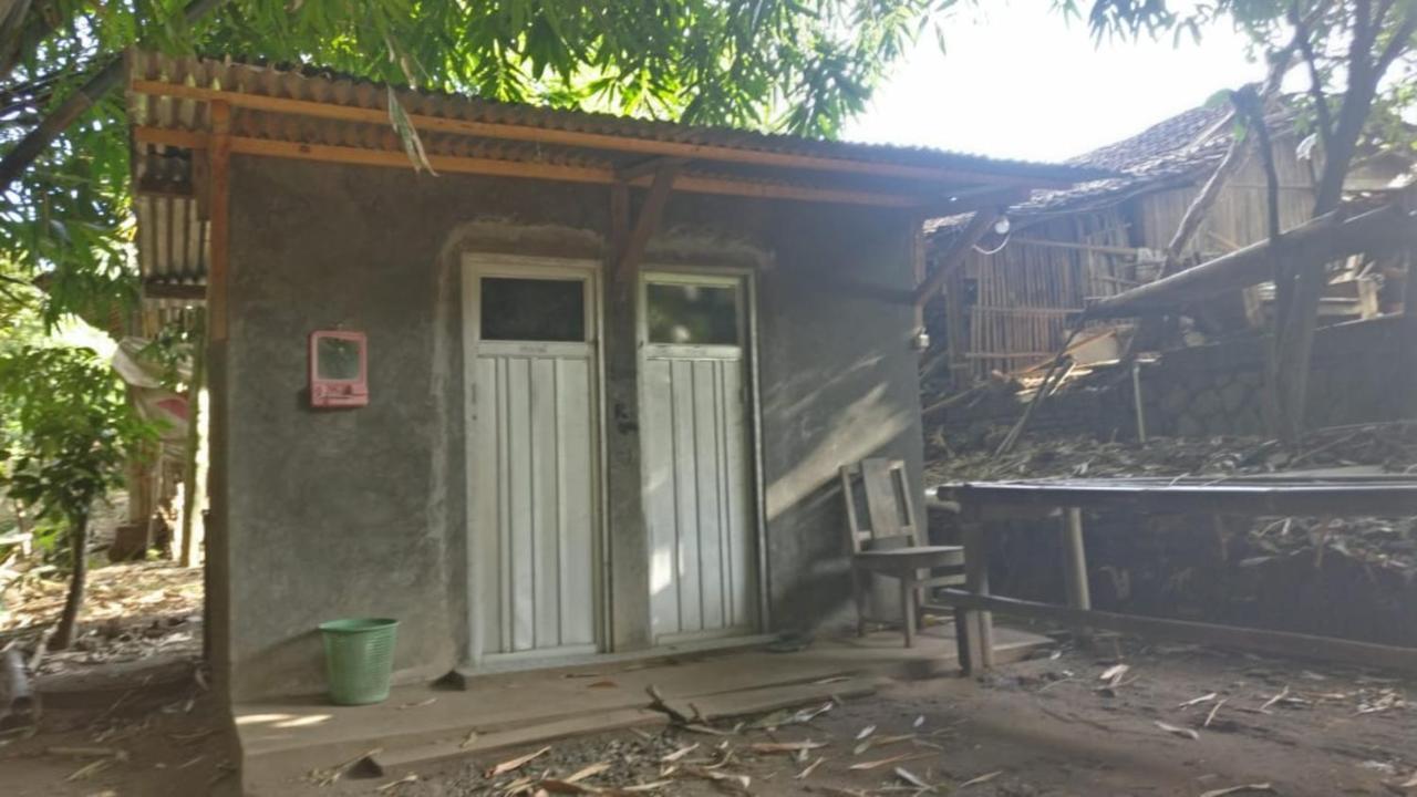 Kebon Pring Floating Resort&Market Bantul Bagian luar foto