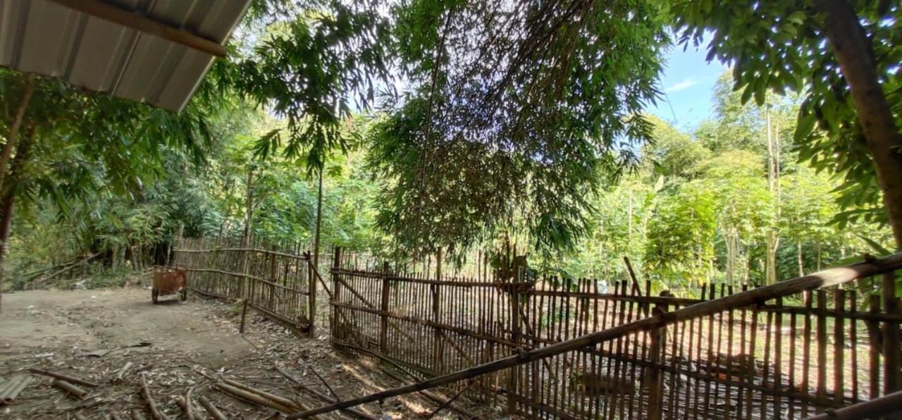 Kebon Pring Floating Resort&Market Bantul Bagian luar foto